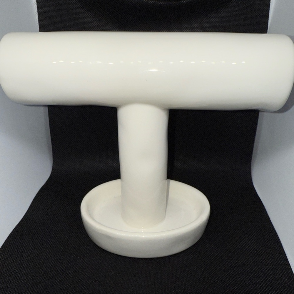 BRACELET RAE DUNN ARTISAN COLLECTION BRACELET RING HOLDER WHITE BY MAGENTA #189 - Picture 6 of 8